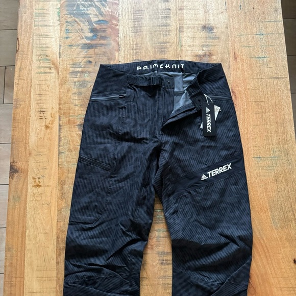 adidas Terrex Primeknit Waterproof Hiking Pants Size Medium - Picture 8 of 17